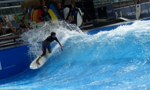 A so-called standing wave – the first of its kind in the country – will be a main attraction in the shopping center. Image: The Wave