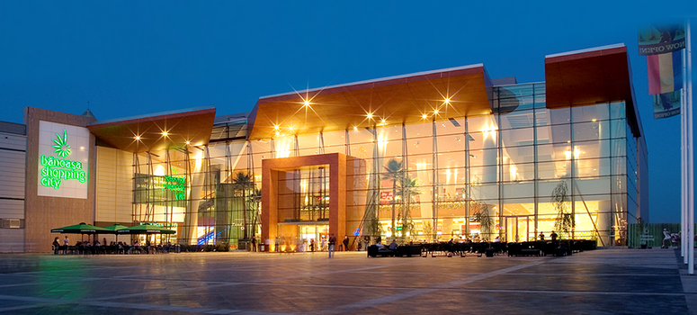 Christof Papousek, CFO of the Constantin Film group of companies, sees Baneasa Shopping City in Bucharest as one of Europe’s best malls. Image: Baneasa