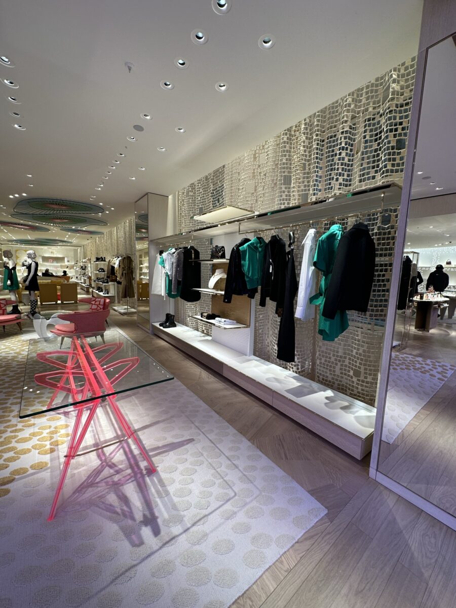 Louis Vuitton: Louis Vuitton Debuts New Store On Graben In Vienna -  Luxferity