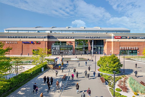 Magnolia Park shopping center, Poland. /// credit: Mikołaj Katus