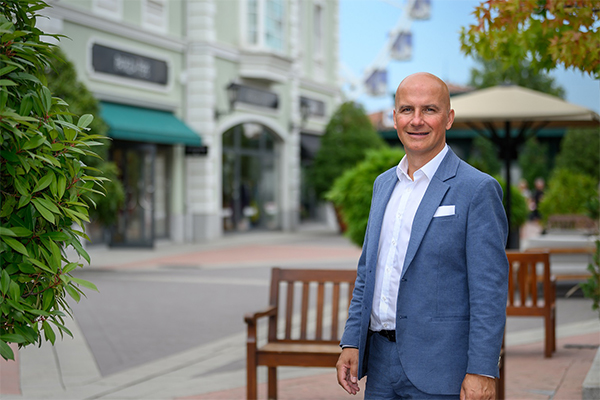 Mario Schwann, General Manager of Designer Outlet Parndorf. /// credit: McArthurGlen Designer Outlet Parndorf/Martin Zeman