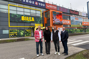 Left-to-right: Anton Cech (Managing Director SCW), Petra Spanlang (Sales Manager Region Upper Austria BILLA), Markus Hofinger (Store Manager BILLA SCW), Andreas Schmiedmeister (Center Management SCW). /// credit: SCW