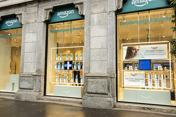 Amazon Parafarmacia & Beauty in Milan, Italy. /// credit: Amazon