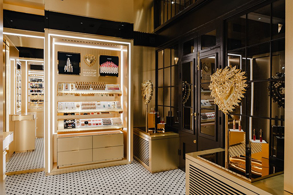 Interior of the nerwly opened Dolce&Gabbana boutique at Covent Garden. /// credit: Aver PR